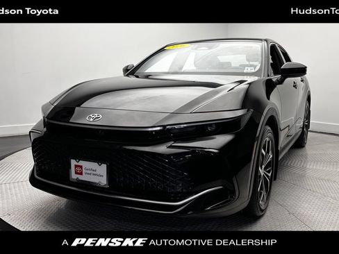 Used 2026 Toyota Crown AWD/4WD image 1