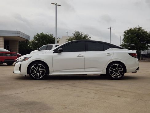 Used 2024 Nissan Sentra SR FWD image 4