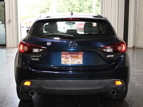 Used 2016 MAZDA MAZDA3 i Touring FWD image 4