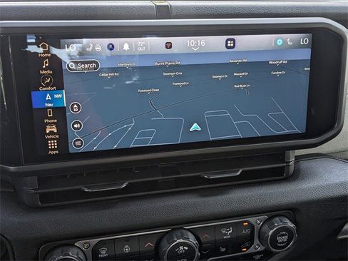 Certified 2024 Jeep Gladiator Sport image 21