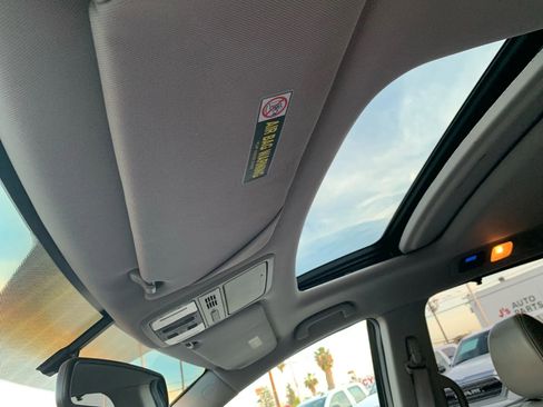 Used 2012 Honda Odyssey EX-L image 26