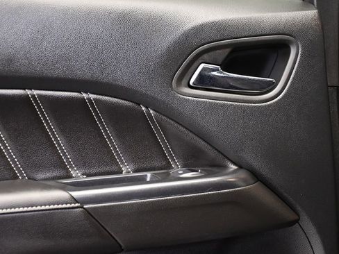 Used 2022 GMC Canyon Denali w/ Denali Black Edition Package image 36