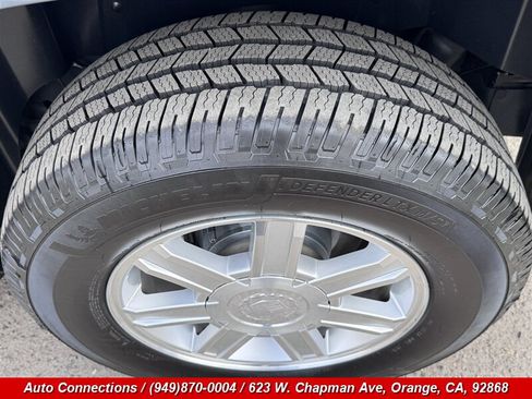 Used 2010 Cadillac Escalade 2WD image 36