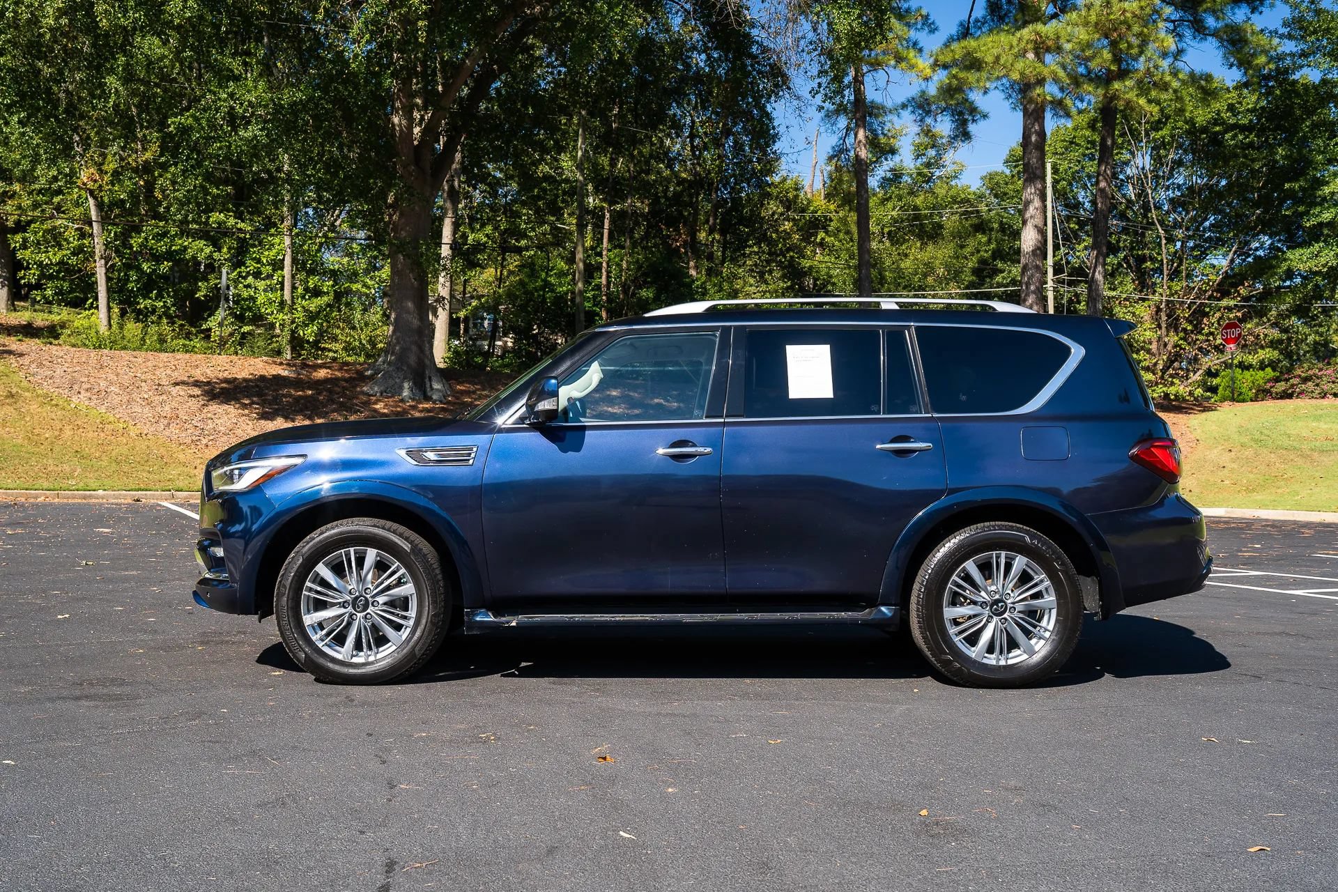 Used 2019 INFINITI QX80 Luxe w/ Proassist Package AWD/4WD image 4