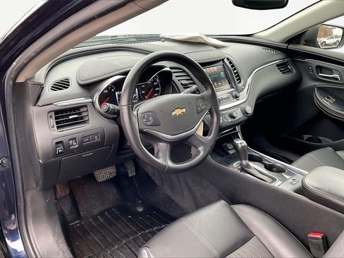 Used 2016 Chevrolet Impala LT w/ Convenience Package image 20