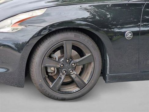 Used 2009 Nissan 370Z Coupe w/ Aerodynamics Pkg RWD image 14