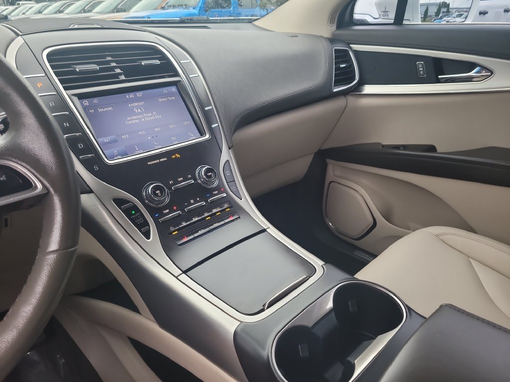Used 2020 Lincoln Nautilus FWD image 19