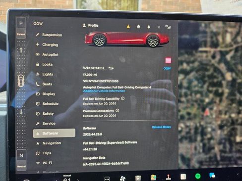 Used 2023 Tesla Model S AWD image 3