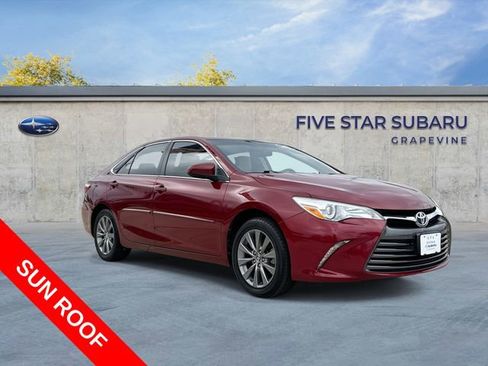 Used 2015 Toyota Camry XLE w/ Moonroof Package image 1