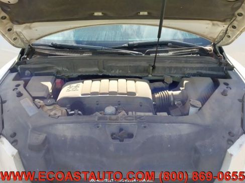 Used 2011 Buick Enclave CXL image 9