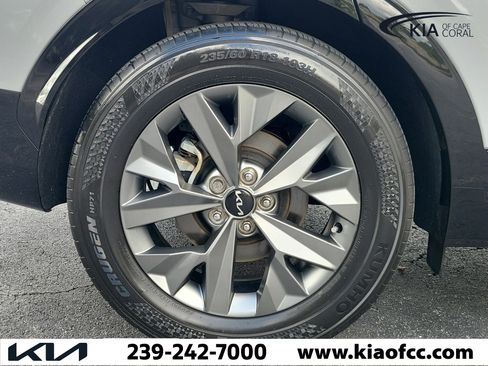 Certified 2024 Kia Sportage SX FWD image 9
