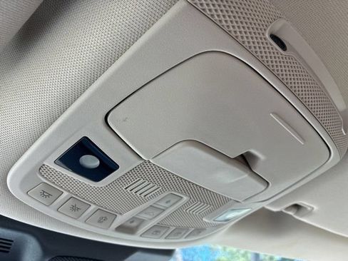 Used 2024 Lincoln Navigator L Reserve AWD/4WD image 32