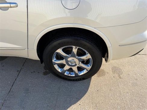 Used 2014 Buick Enclave Leather w/ Trailering Provision Package image 8