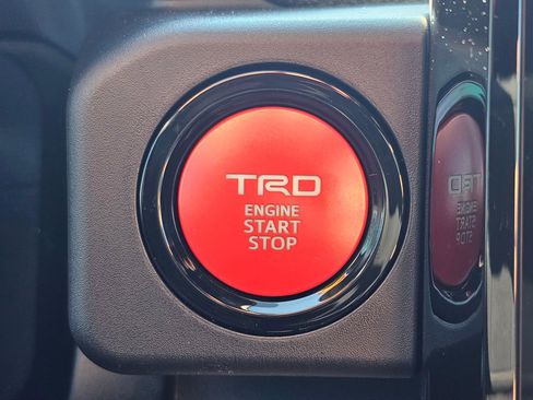 Used 2024 Toyota Tacoma TRD Sport w/ TRD Sport Premium Package image 26