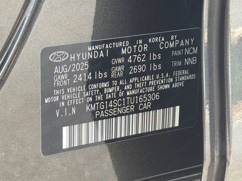 Used 2026 Genesis G70 2.5T RWD image 36