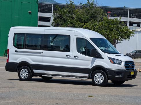 Used 2023 Ford E-Transit Medium Roof RWD image 2