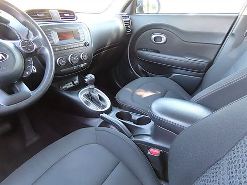 Used 2014 Kia Soul + w/ Eco Package FWD image 17