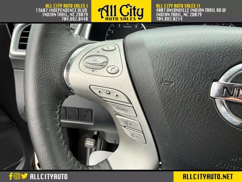 Used 2017 Nissan Murano SV image 21