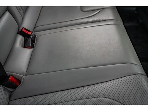 Used 2024 Hyundai Elantra Limited FWD image 29