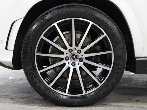 Used 2023 Mercedes-Benz GLS 450 4MATIC image 38