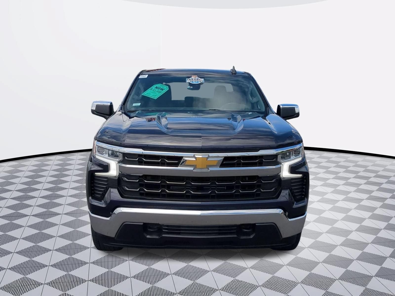 Certified 2023 Chevrolet Silverado 1500 LT AWD/4WD image 3