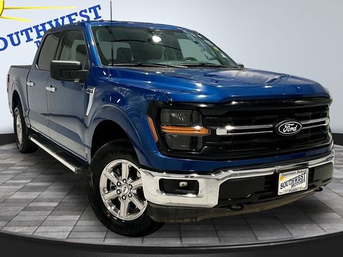 Used 2025 Ford F150 XLT w/ Equipment Group 301A Standard AWD/4WD image 3