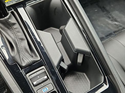 Used 2025 Honda Accord Sport image 10