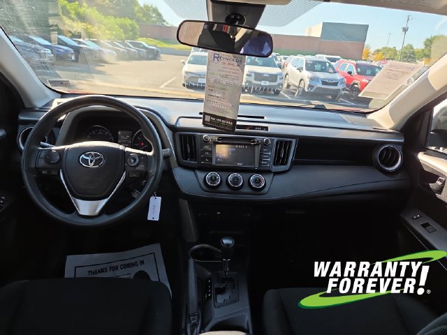 Used 2018 Toyota RAV4 LE w/ Carpet Mat Package FWD image 10