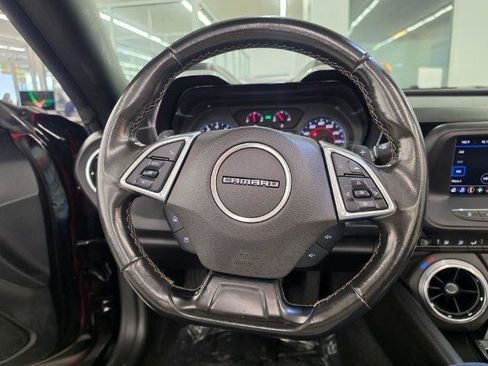 Used 2021 Chevrolet Camaro LT RWD image 17