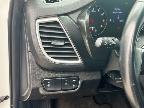 Used 2023 Kia Seltos EX image 10