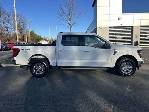 Used 2025 Ford F150 XLT w/ Equipment Group 301A Standard image 9