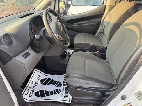Used 2019 Nissan NV200 S image 18
