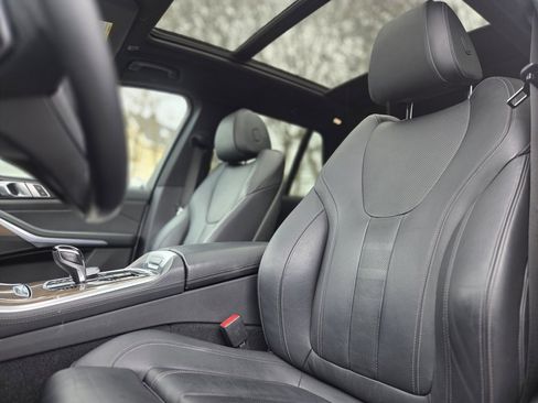 Used 2020 BMW X5 xDrive40i w/ Premium Package image 18