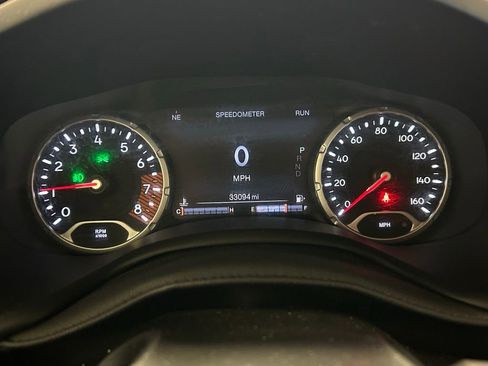 Used 2023 Jeep Renegade Latitude image 12