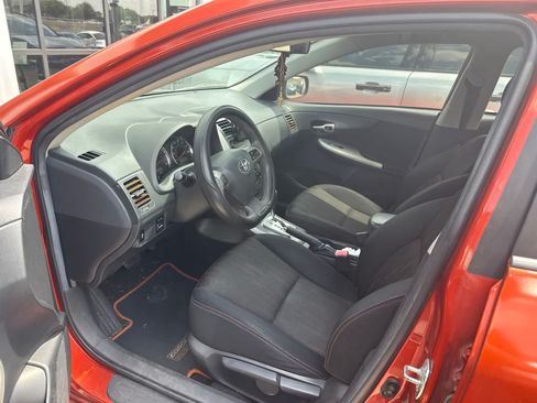 Used 2013 Toyota Corolla S Special Edition FWD image 3