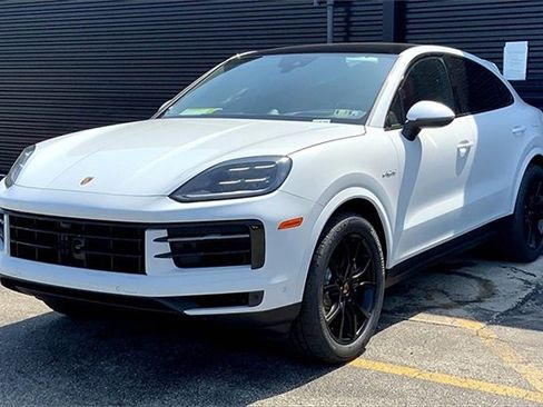 New 2025 Porsche Cayenne E-Hybrid Coupe image 1