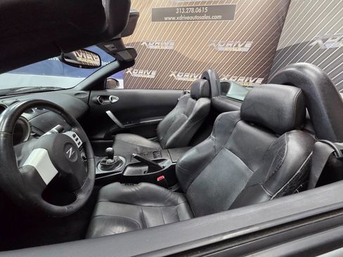 Used 2005 Nissan 350Z Grand Touring image 19