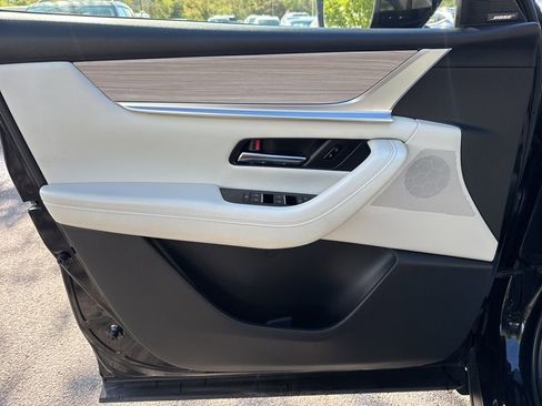 Used 2025 MAZDA CX-90 3.3 Turbo w/ Premium Plus Pkg image 26