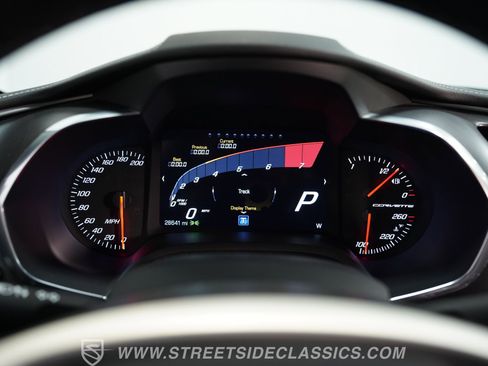 Used 2017 Chevrolet Corvette Stingray Coupe w/ Carbon Flash Badge Package image 39