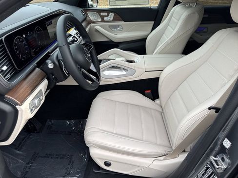 New 2026 Mercedes-Benz GLE 450 4MATIC Coupe image 9