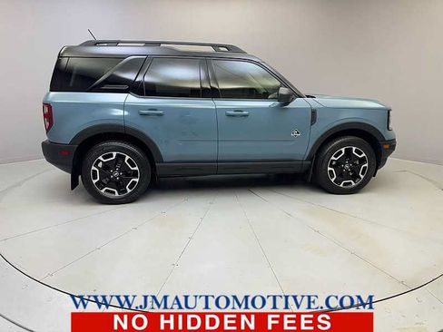 Used 2022 Ford Bronco Sport Outer Banks w/ Tech Package AWD/4WD image 6