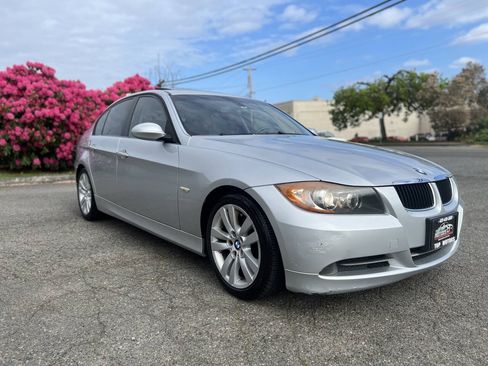 Used 2008 BMW 328i Sedan RWD image 3