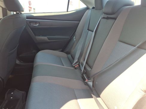Used 2017 Toyota Corolla LE FWD image 12