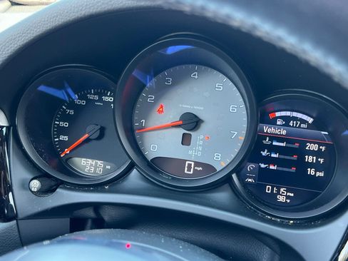 Certified 2019 Porsche Macan S AWD/4WD image 23
