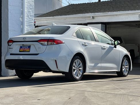 Certified 2024 Toyota Corolla LE image 4