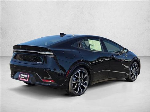 New 2026 Toyota Prius Plug-In Hybrid image 2