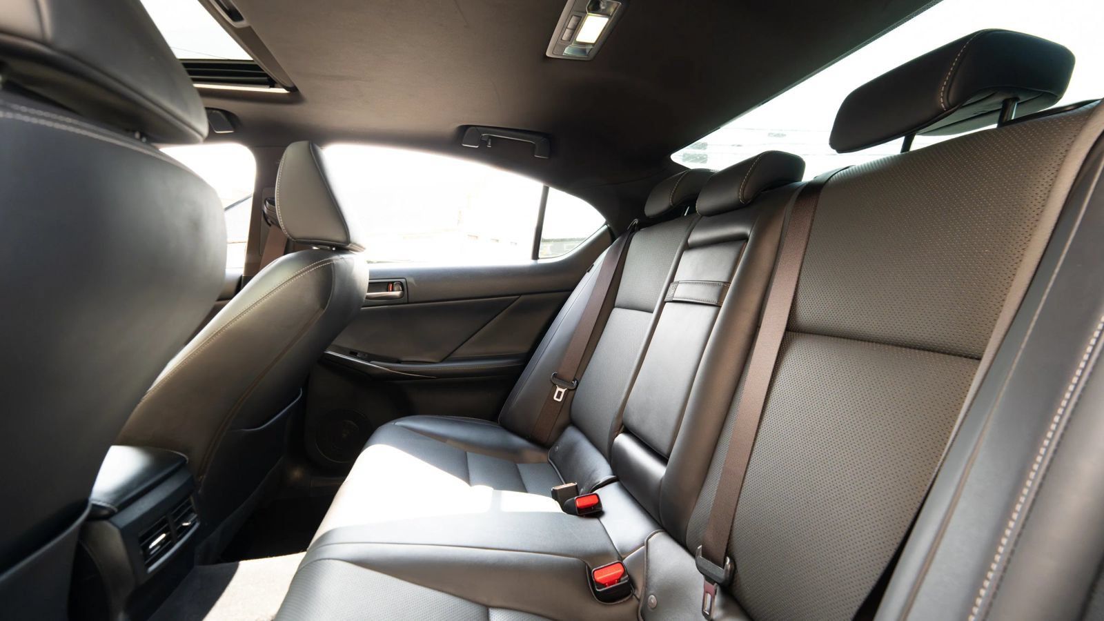Used 2022 Lexus IS 300 AWD w/ Premium Package image 21