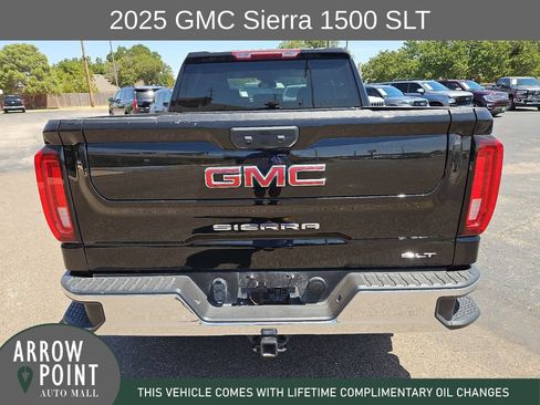 Used 2025 GMC Sierra 1500 SLT RWD image 10