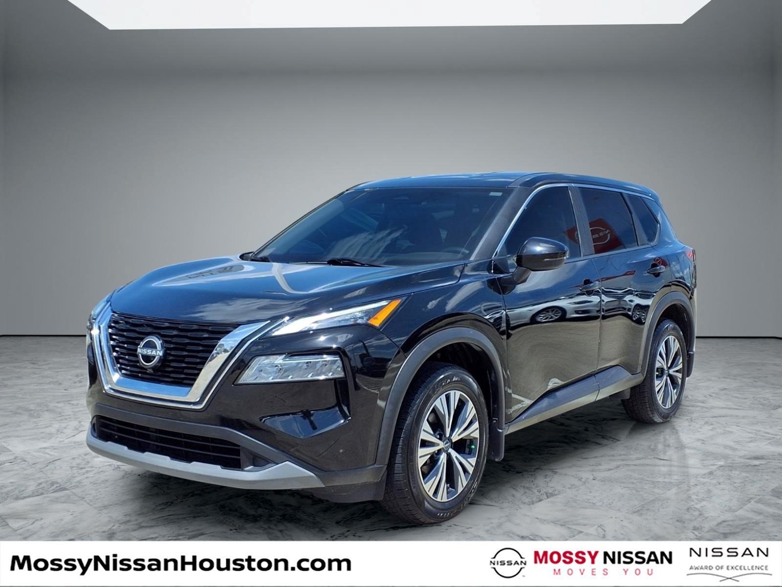 Used 2023 Nissan Rogue SV FWD image 4