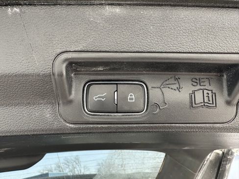 Certified 2022 Ford Explorer Timberline image 15